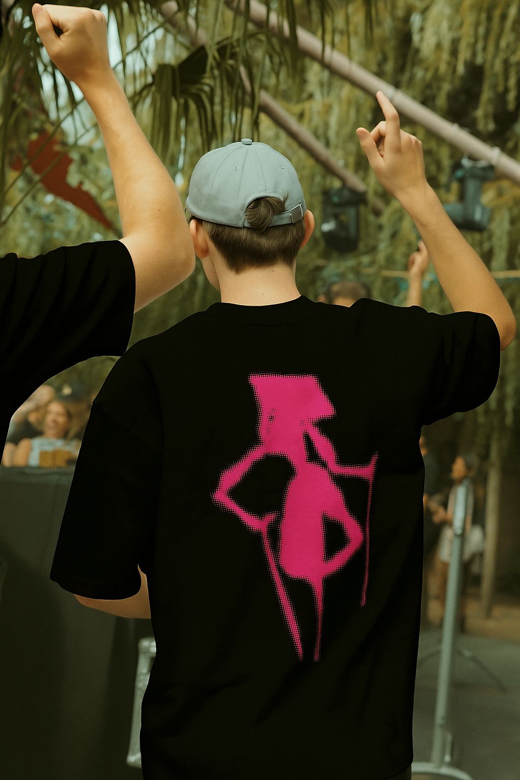 PIV HOMECOMING TEE BLACK